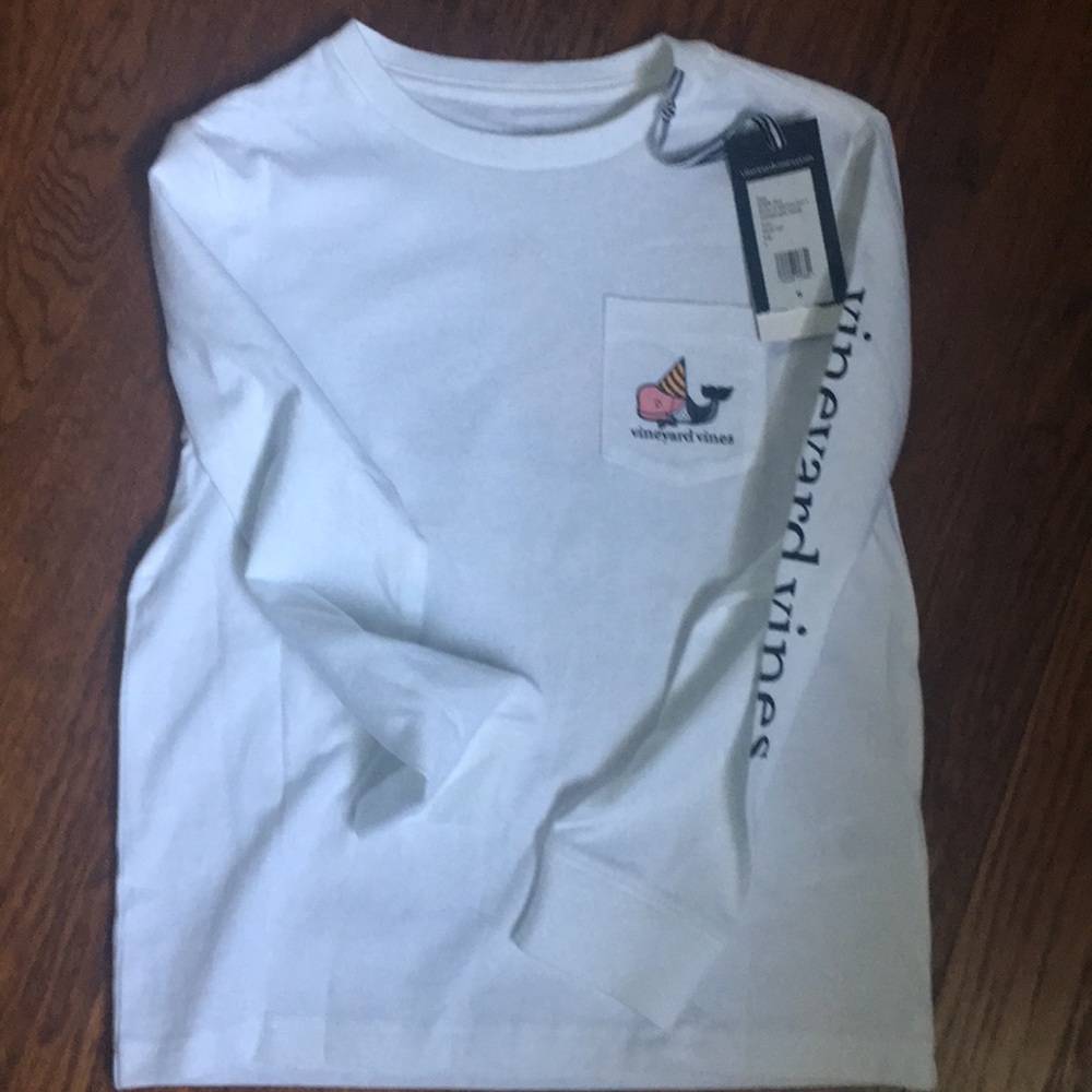 Vineyard vines happy new year kids shirt